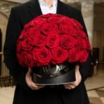 Modernios rožės dėžutėje – stilinga dovana bet kokiai progai